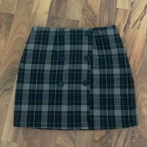 Sadie & Sage S Size Plaid Button-Front Skirt